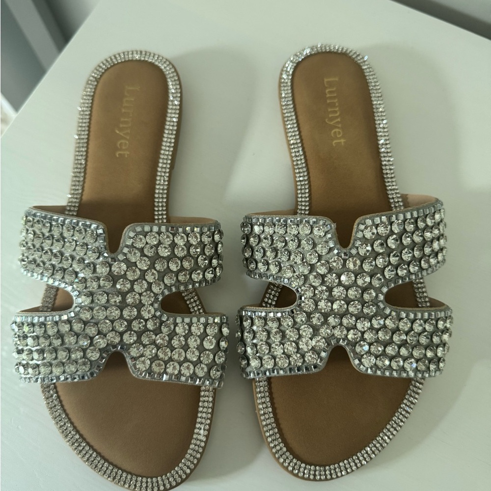 Women's Rhinestone Sandals - Silver